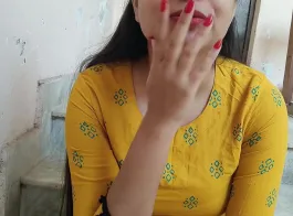 hindi chut chatne wali video